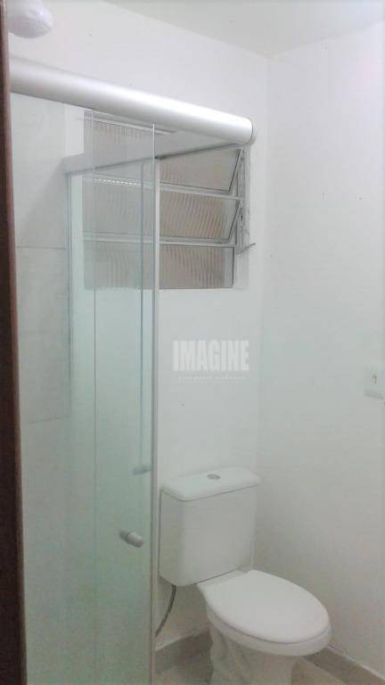 Apartamento para alugar com 2 quartos, 37m² - Foto 13