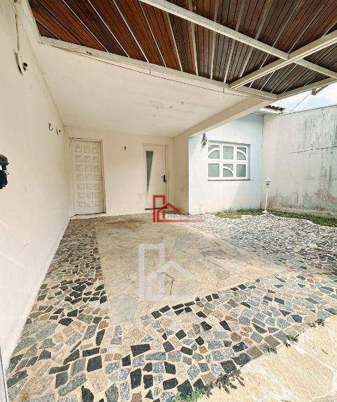 Casa à venda com 2 quartos, 75m² - Foto 2