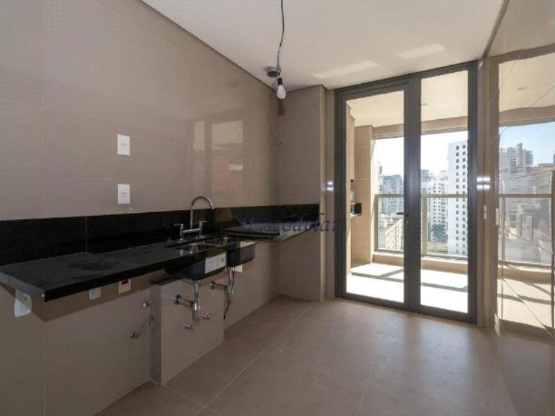 Apartamento à venda com 3 quartos, 158m² - Foto 7