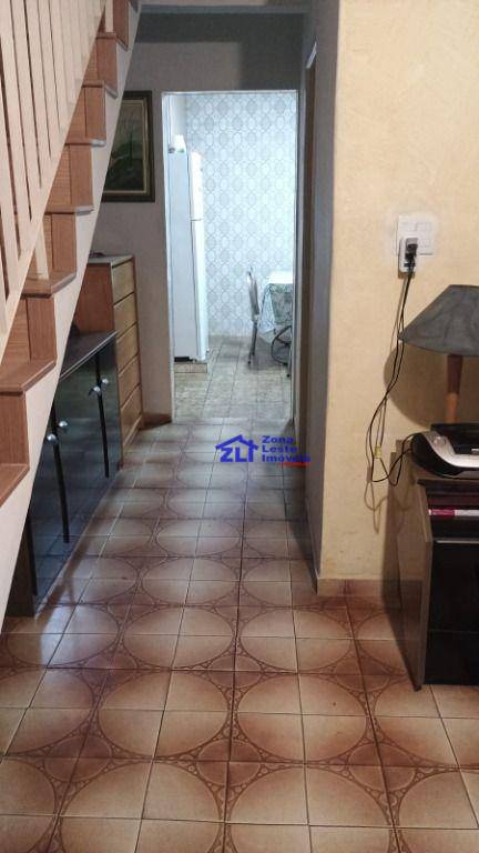 Sobrado à venda com 2 quartos, 141m² - Foto 5