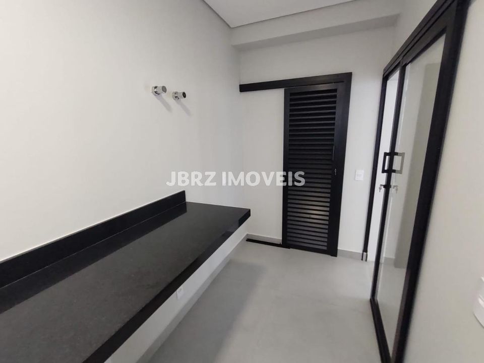 Casa à venda com 3 quartos, 251m² - Foto 17