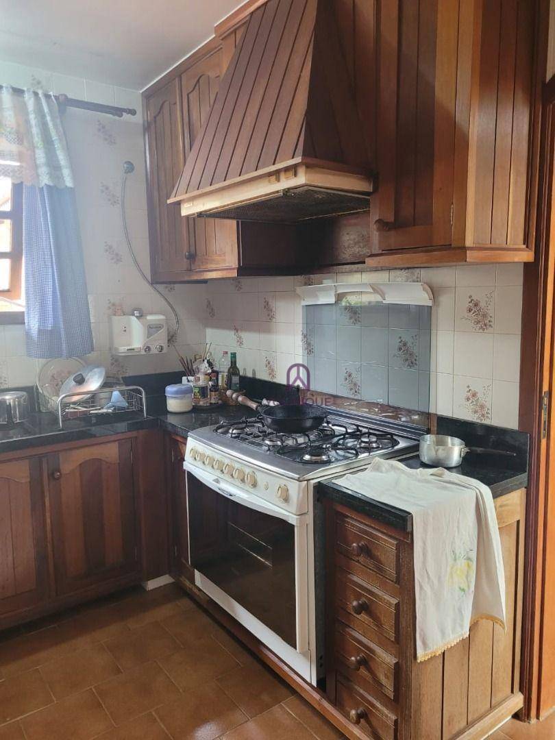 Casa à venda com 4 quartos, 810m² - Foto 16