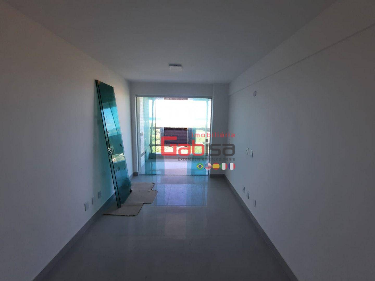 Apartamento à venda com 2 quartos, 90m² - Foto 2