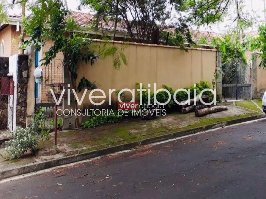 Casa à venda com 7 quartos, 300m² - Foto 1