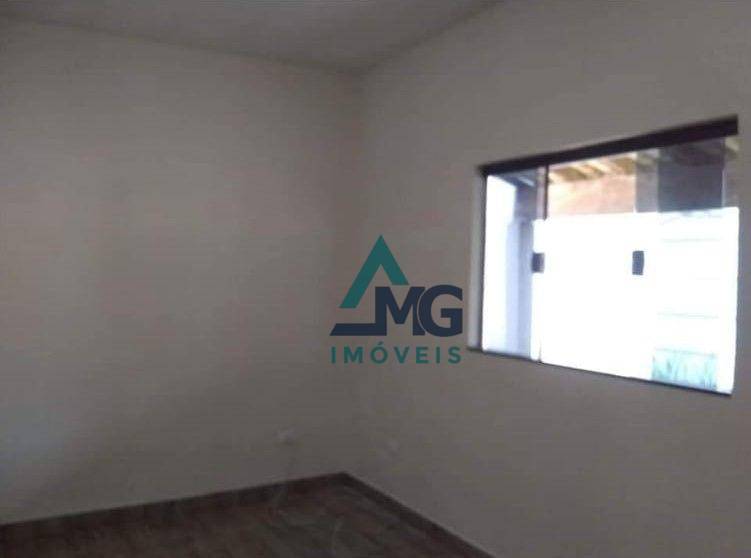 Casa à venda com 2 quartos, 150m² - Foto 11