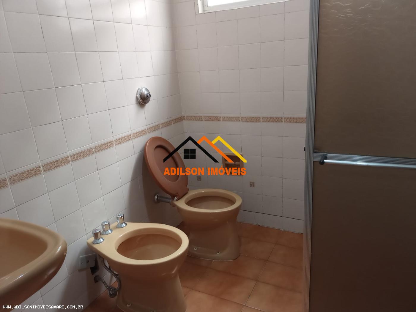 Casa à venda com 2 quartos, 300m² - Foto 10