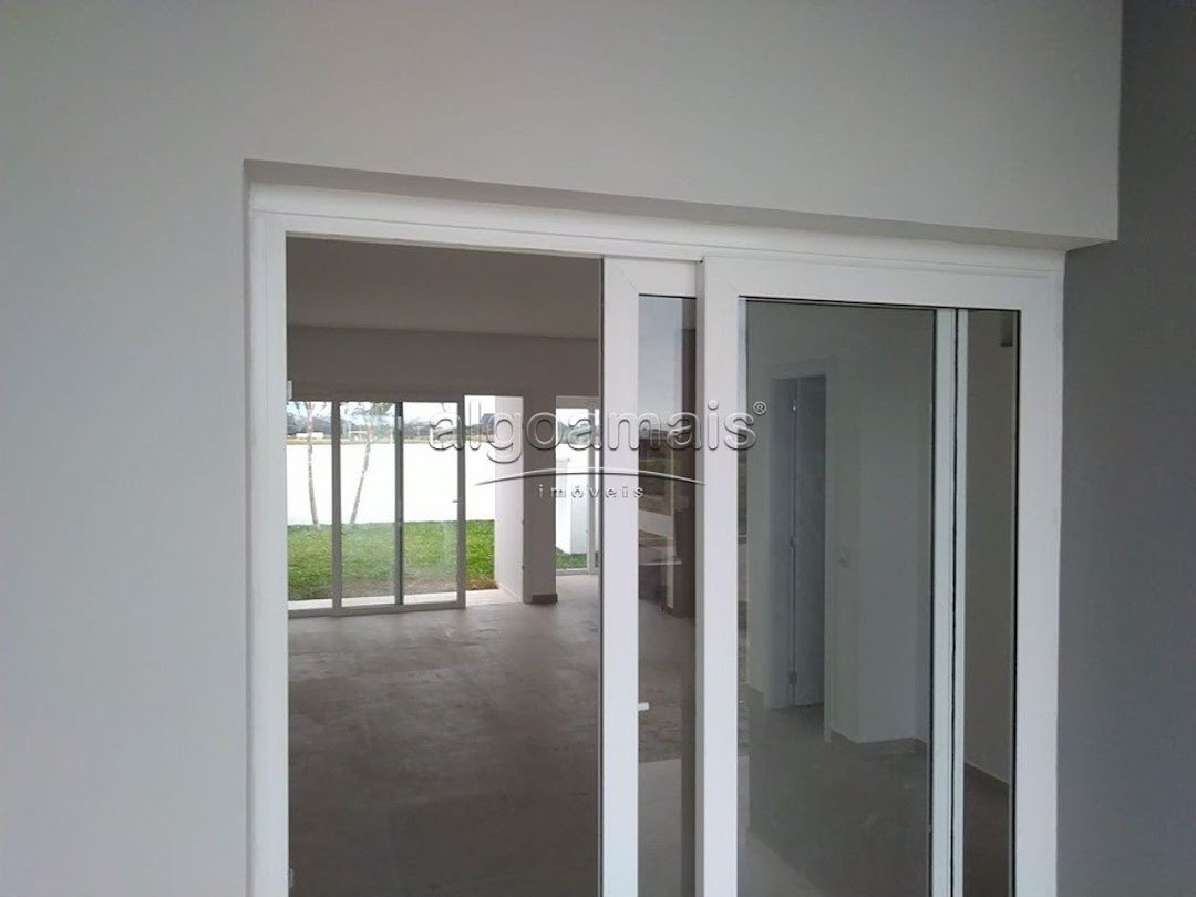 Casa à venda com 3 quartos, 115m² - Foto 11