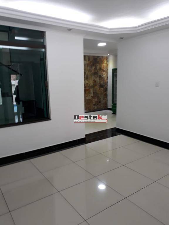 Sobrado à venda com 4 quartos, 190m² - Foto 6