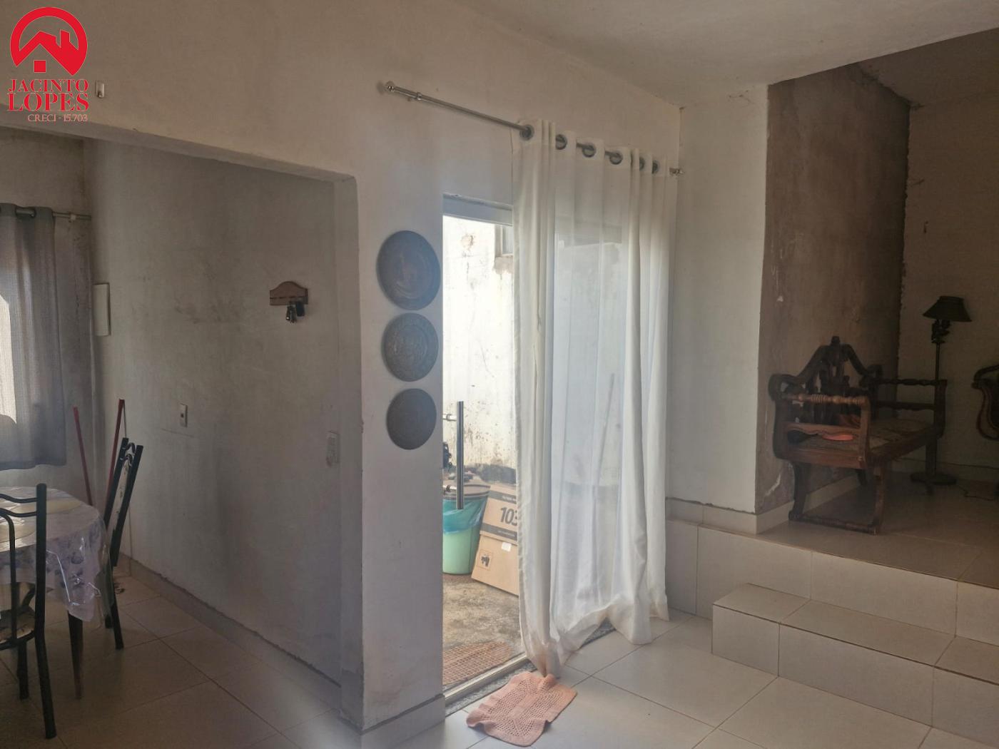 Casa de Condomínio à venda com 3 quartos, 250m² - Foto 17