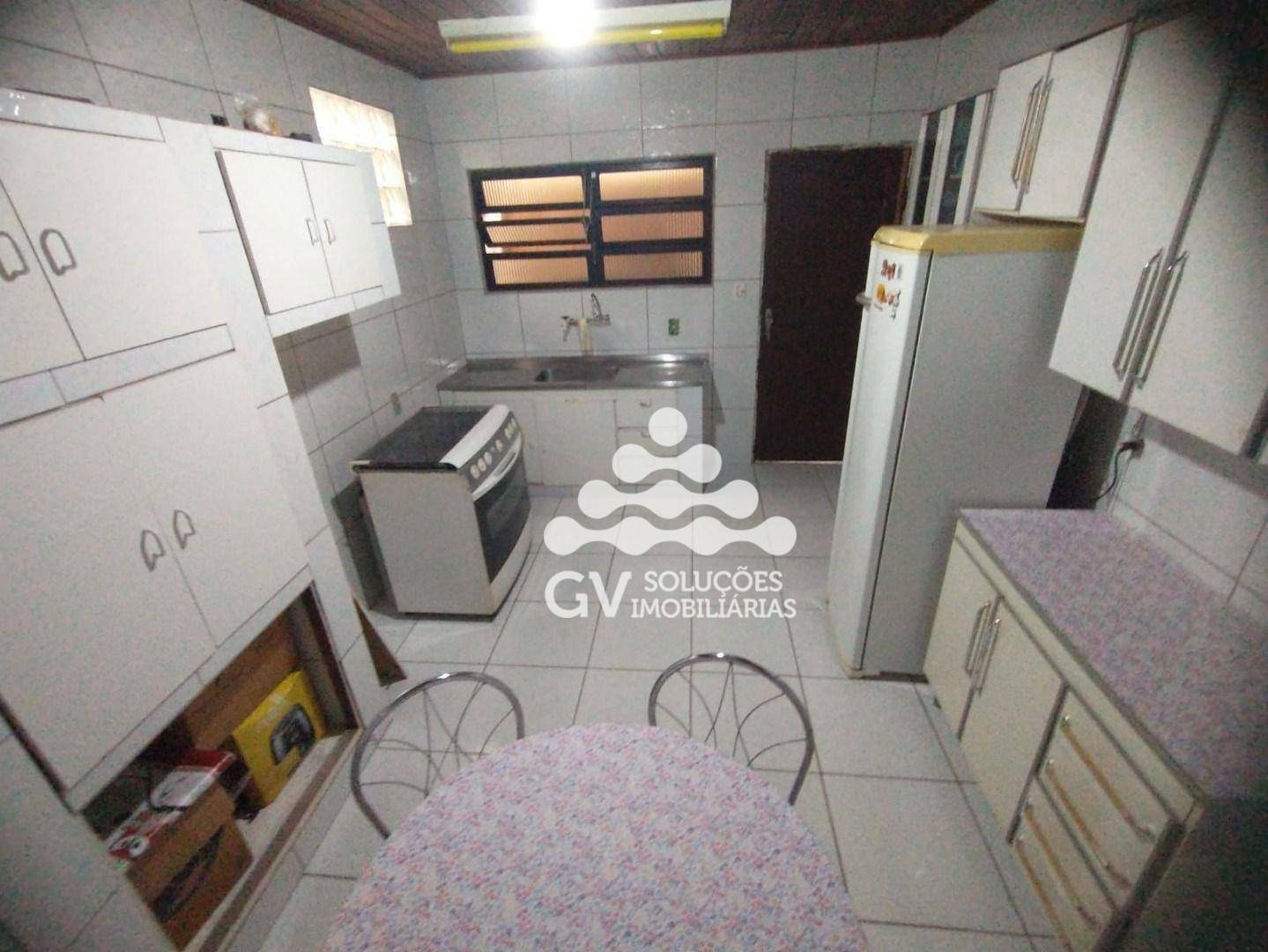 Casa à venda com 3 quartos, 110m² - Foto 3