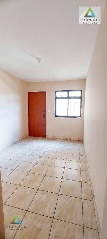 Apartamento à venda com 2 quartos, 65m² - Foto 9