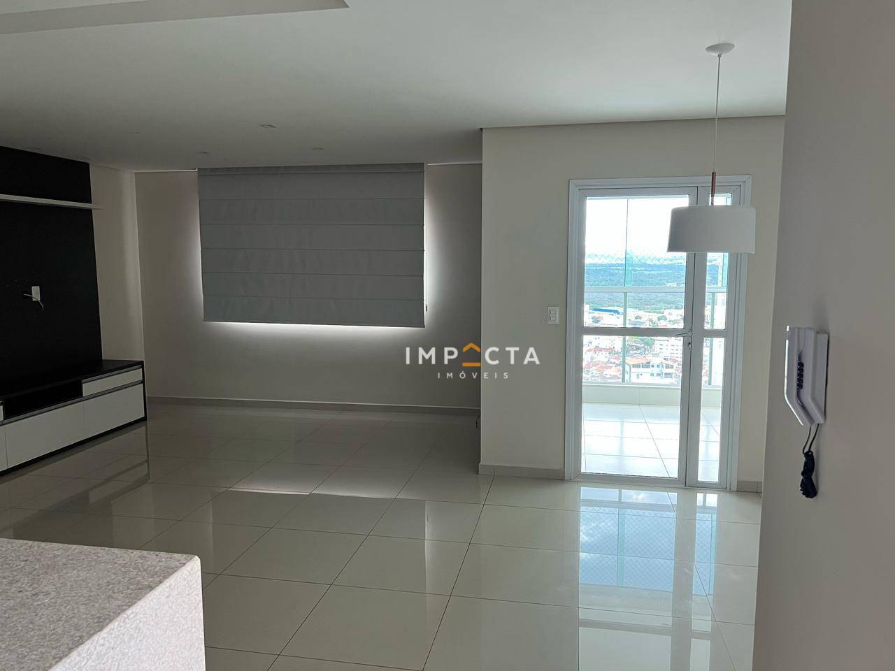 Apartamento à venda com 3 quartos, 132m² - Foto 2