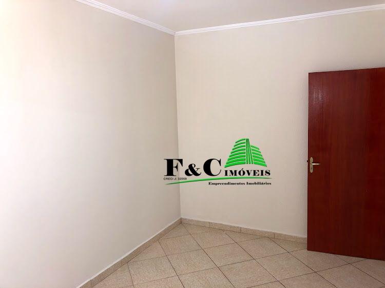 Casa à venda com 3 quartos, 140m² - Foto 11