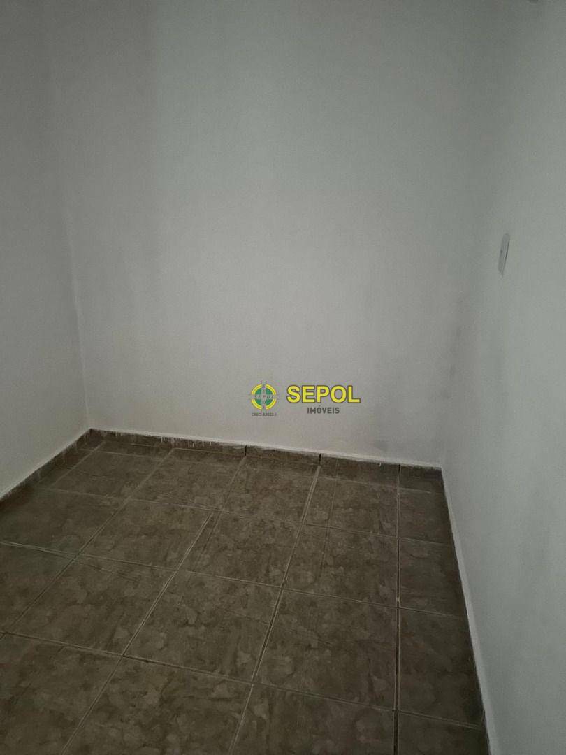 Casa para alugar com 2 quartos, 40m² - Foto 12