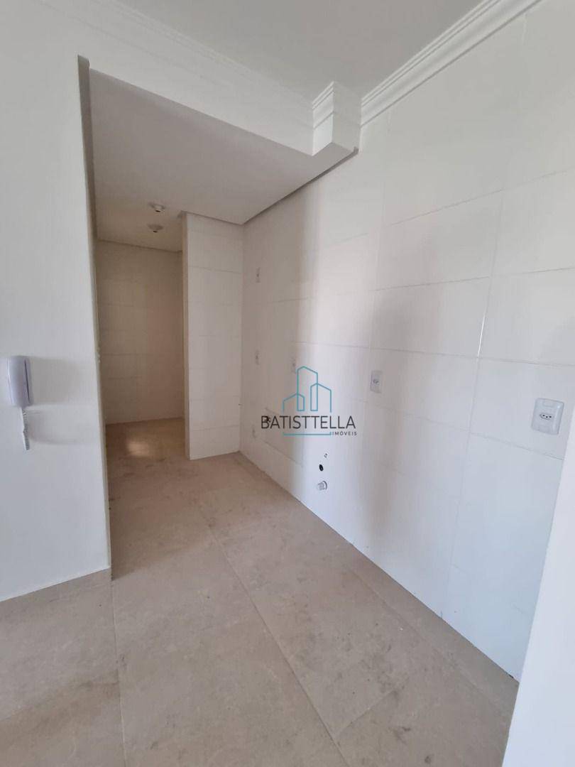 Apartamento à venda com 2 quartos, 64m² - Foto 6