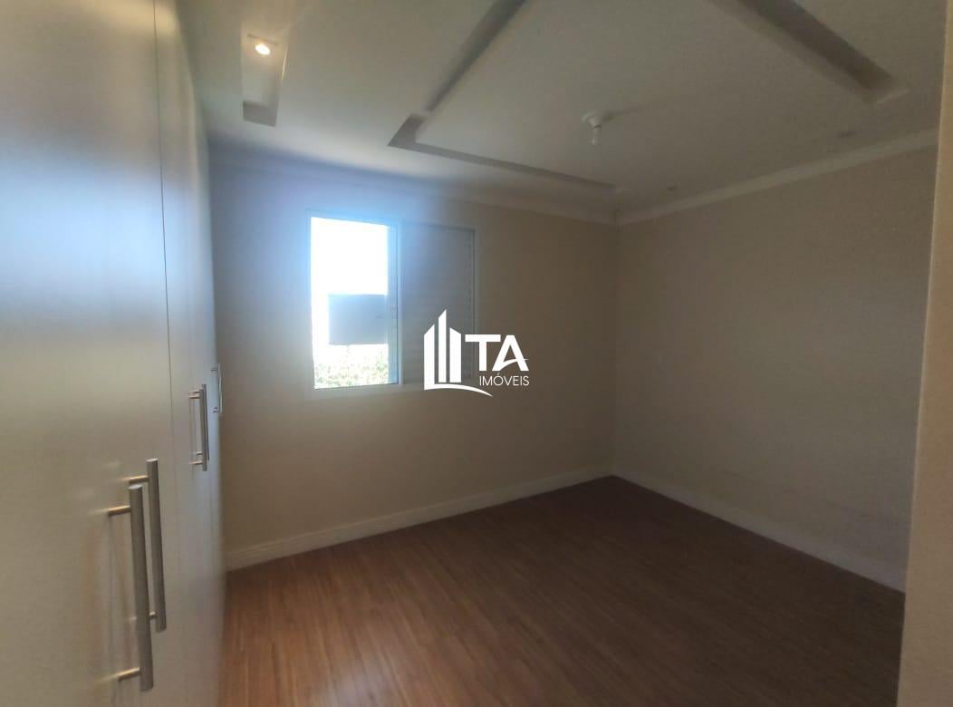 Apartamento à venda com 3 quartos, 75m² - Foto 11