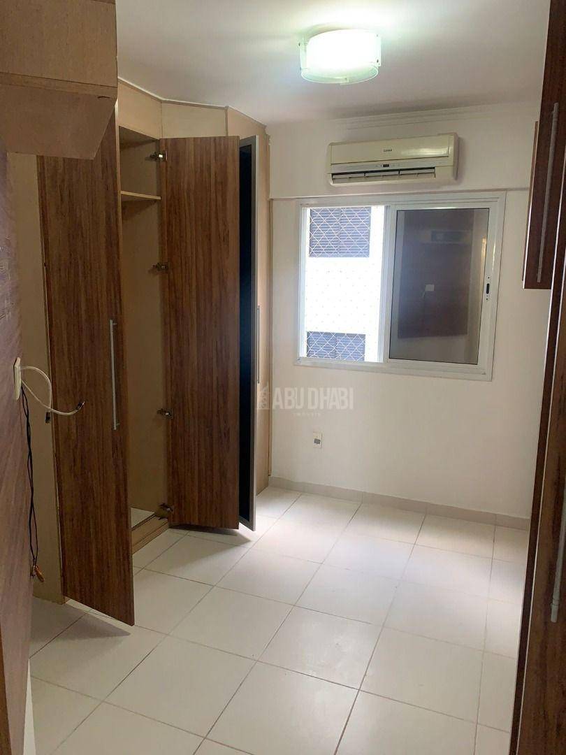 Apartamento à venda com 3 quartos, 113m² - Foto 18