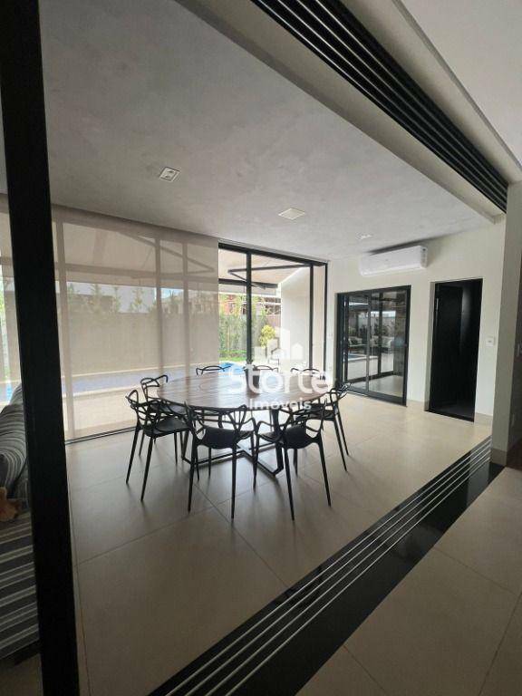 Casa de Condomínio à venda com 4 quartos, 284m² - Foto 11