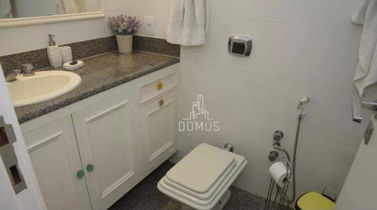 Apartamento à venda com 4 quartos, 239m² - Foto 6