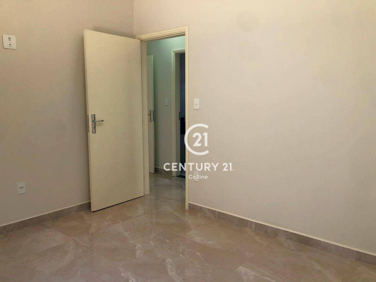 Casa à venda com 3 quartos, 145m² - Foto 11