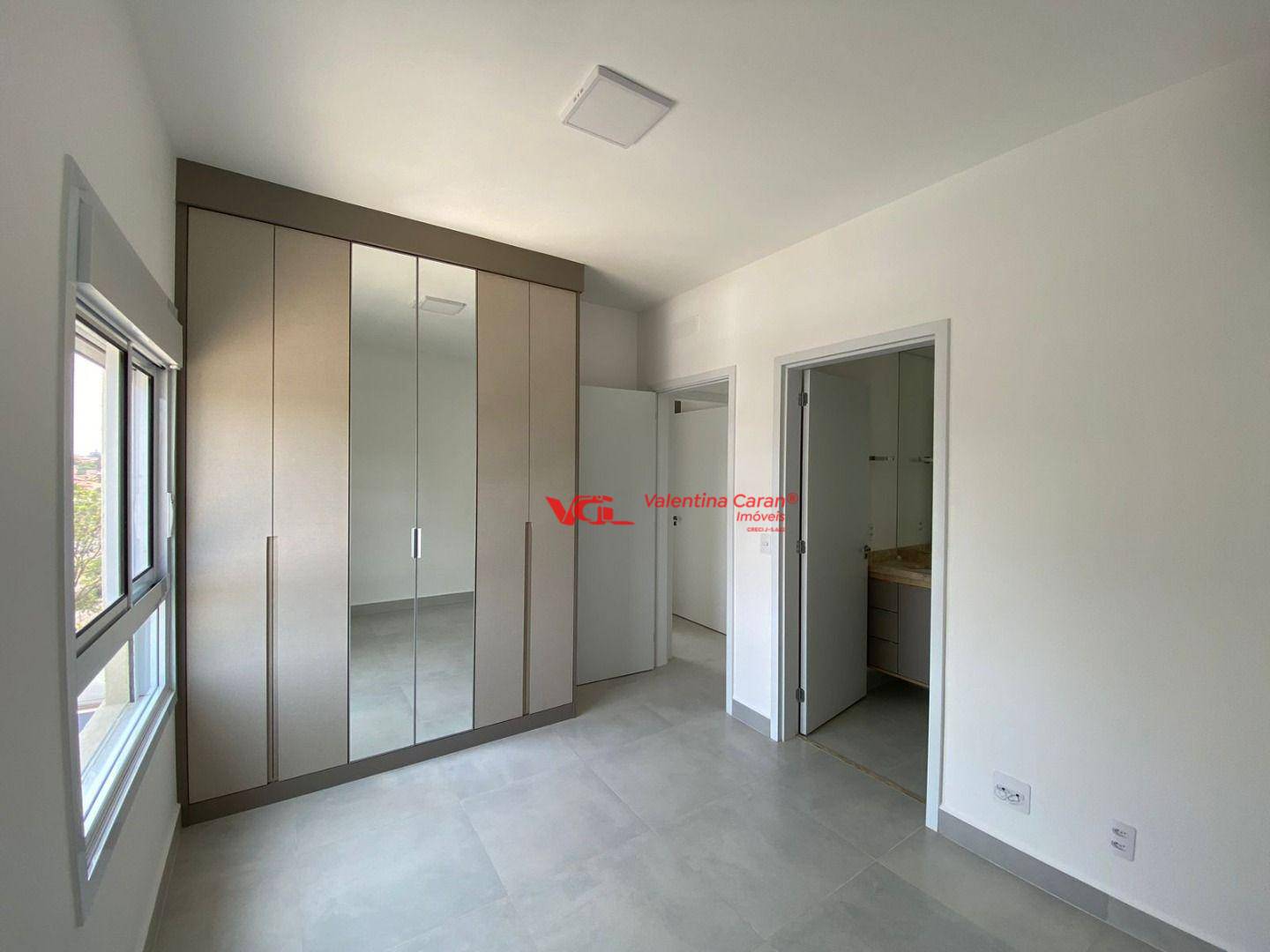 Apartamento para alugar com 3 quartos, 77m² - Foto 11