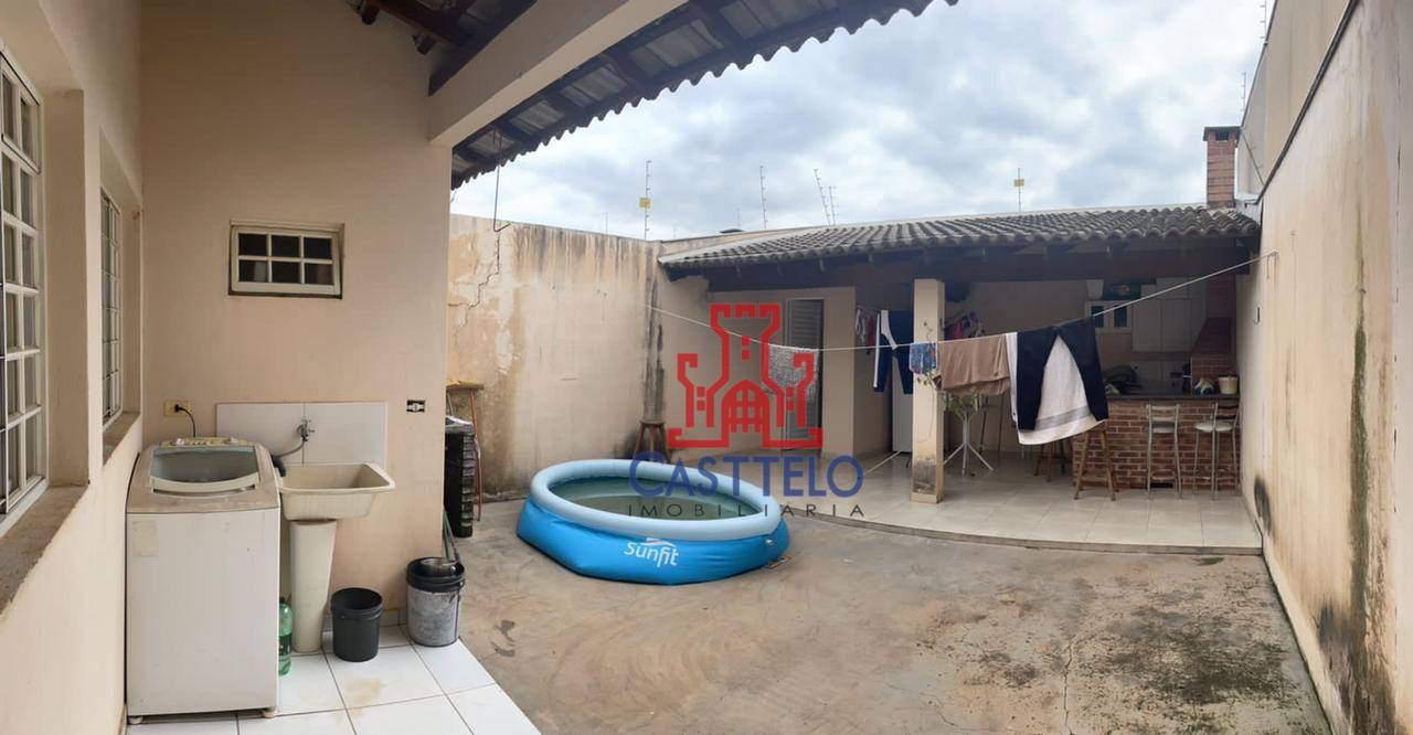 Casa à venda com 2 quartos, 93m² - Foto 16