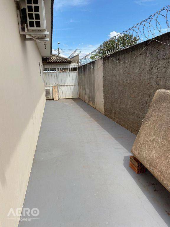 Casa à venda com 3 quartos, 169m² - Foto 40