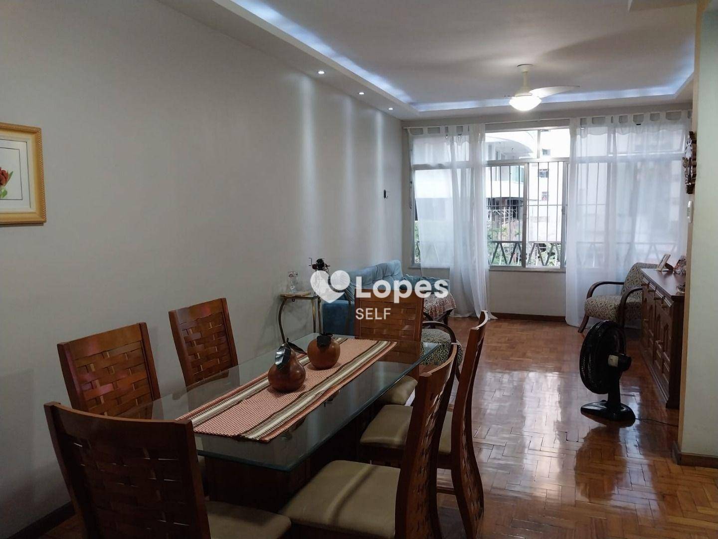 Apartamento à venda com 3 quartos, 134m² - Foto 1