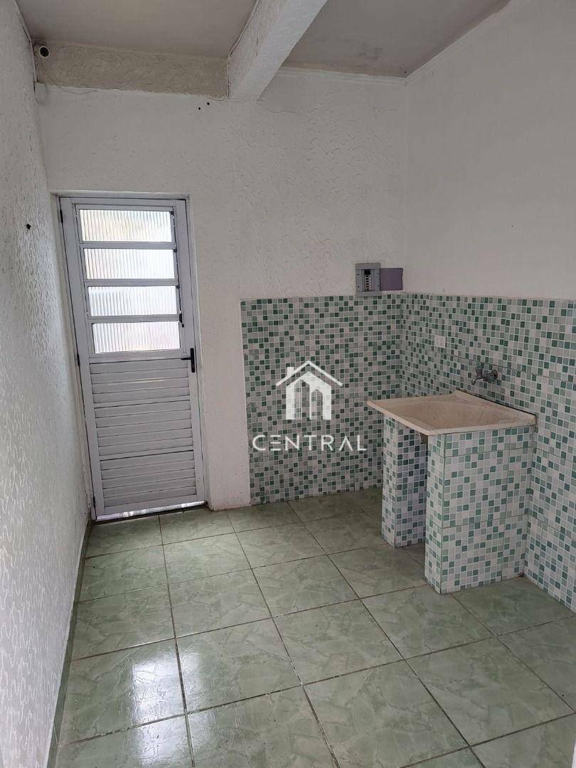 Casa à venda com 3 quartos, 180m² - Foto 12