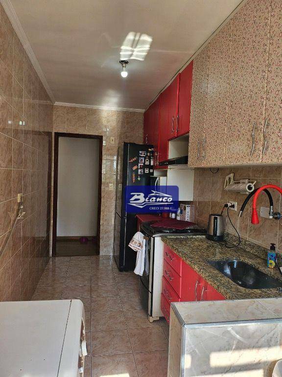 Apartamento à venda com 2 quartos, 62m² - Foto 20