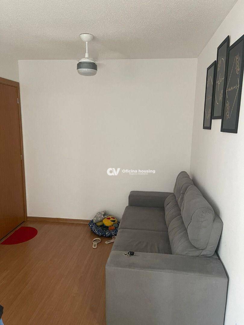 Apartamento à venda com 2 quartos, 45m² - Foto 4