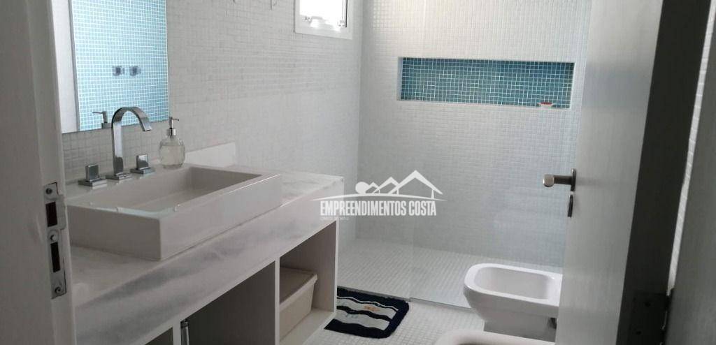 Casa de Condomínio à venda e aluguel com 3 quartos, 480m² - Foto 9