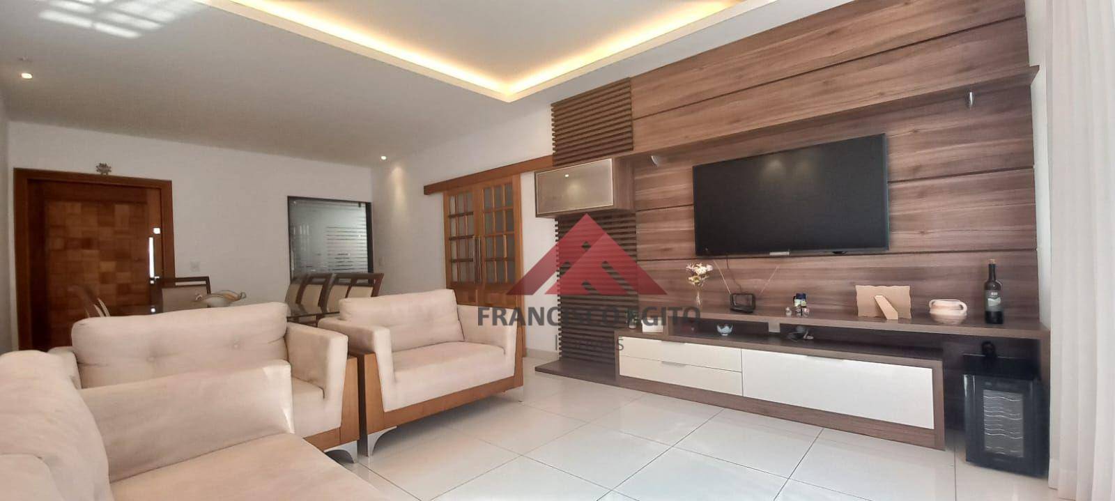 Apartamento à venda com 3 quartos, 180m² - Foto 5