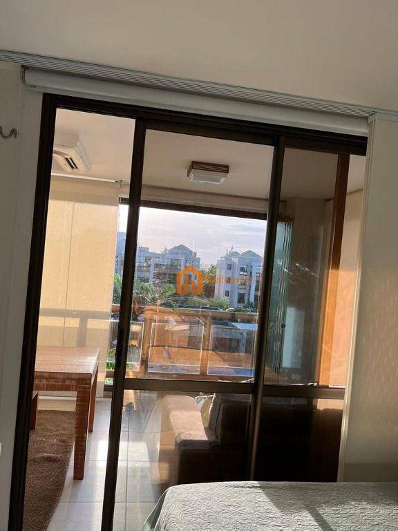 Apartamento à venda com 3 quartos, 95m² - Foto 30