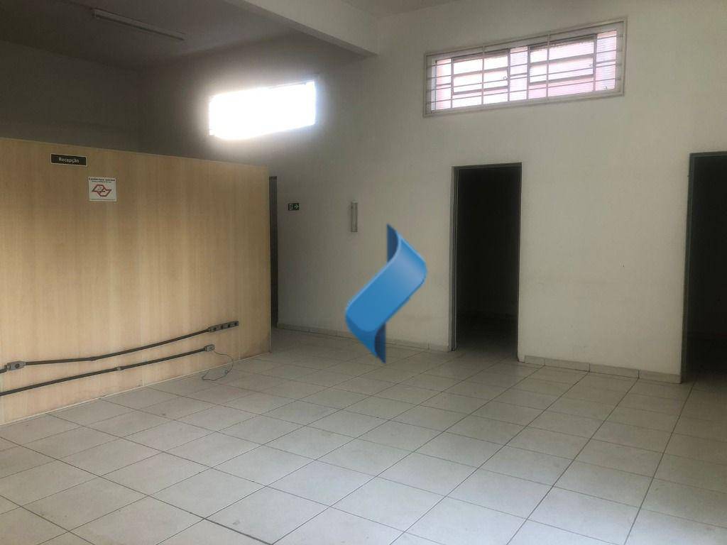 Casa à venda com 2 quartos, 226m² - Foto 13