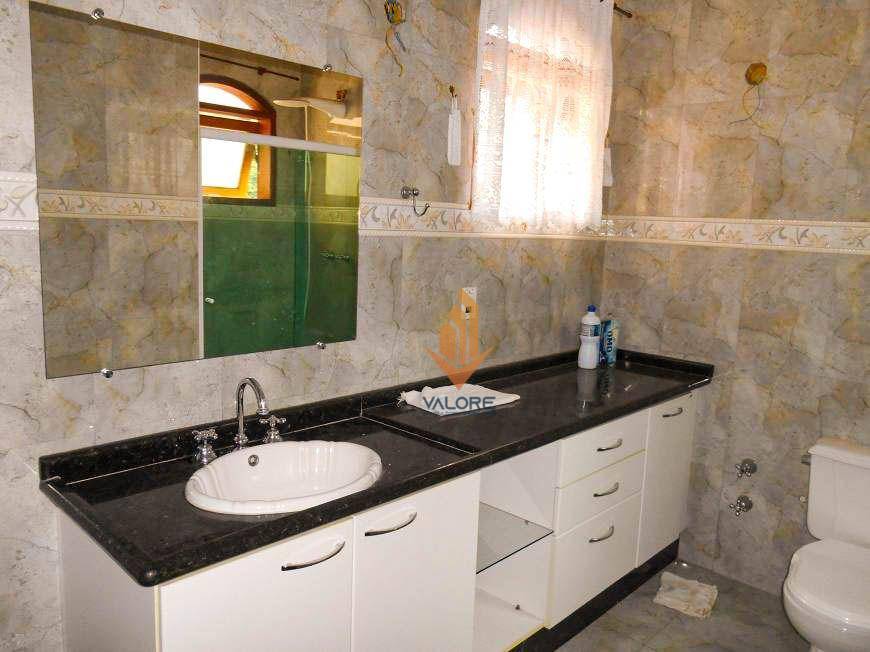 Casa à venda com 4 quartos, 230m² - Foto 13