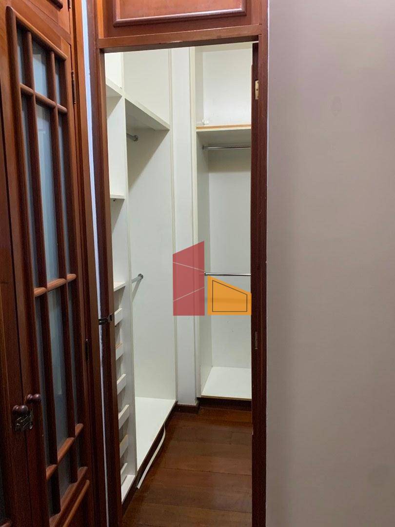 Apartamento à venda com 4 quartos, 195m² - Foto 12