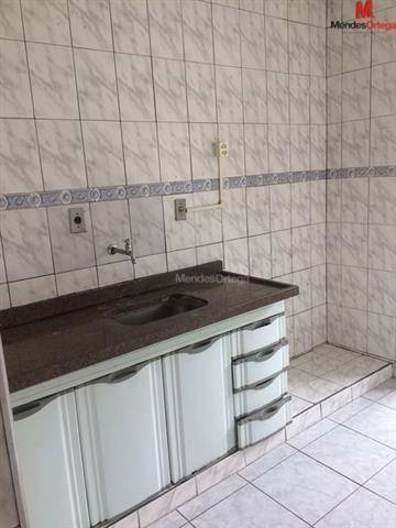 Apartamento para alugar com 2 quartos, 60m² - Foto 9