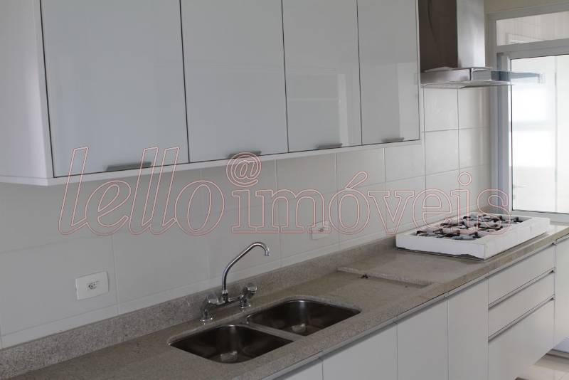 Apartamento à venda com 3 quartos, 190m² - Foto 10