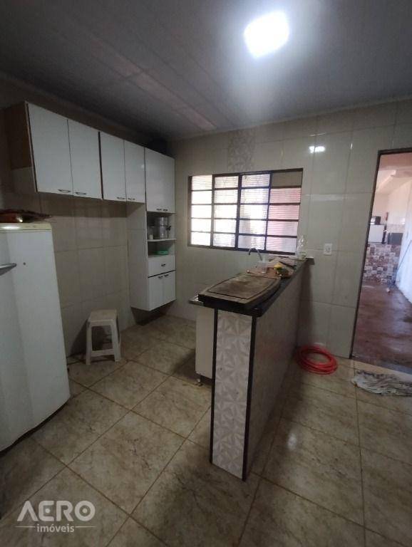 Chácara à venda com 4 quartos, 120m² - Foto 6