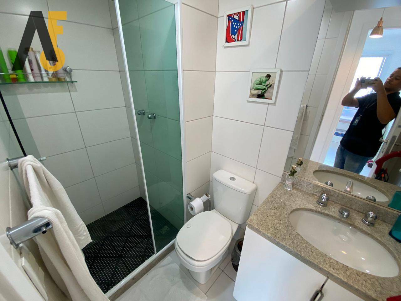 Apartamento à venda com 2 quartos, 62m² - Foto 11