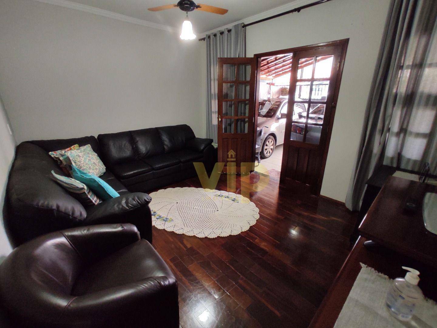 Casa à venda com 3 quartos, 144m² - Foto 4