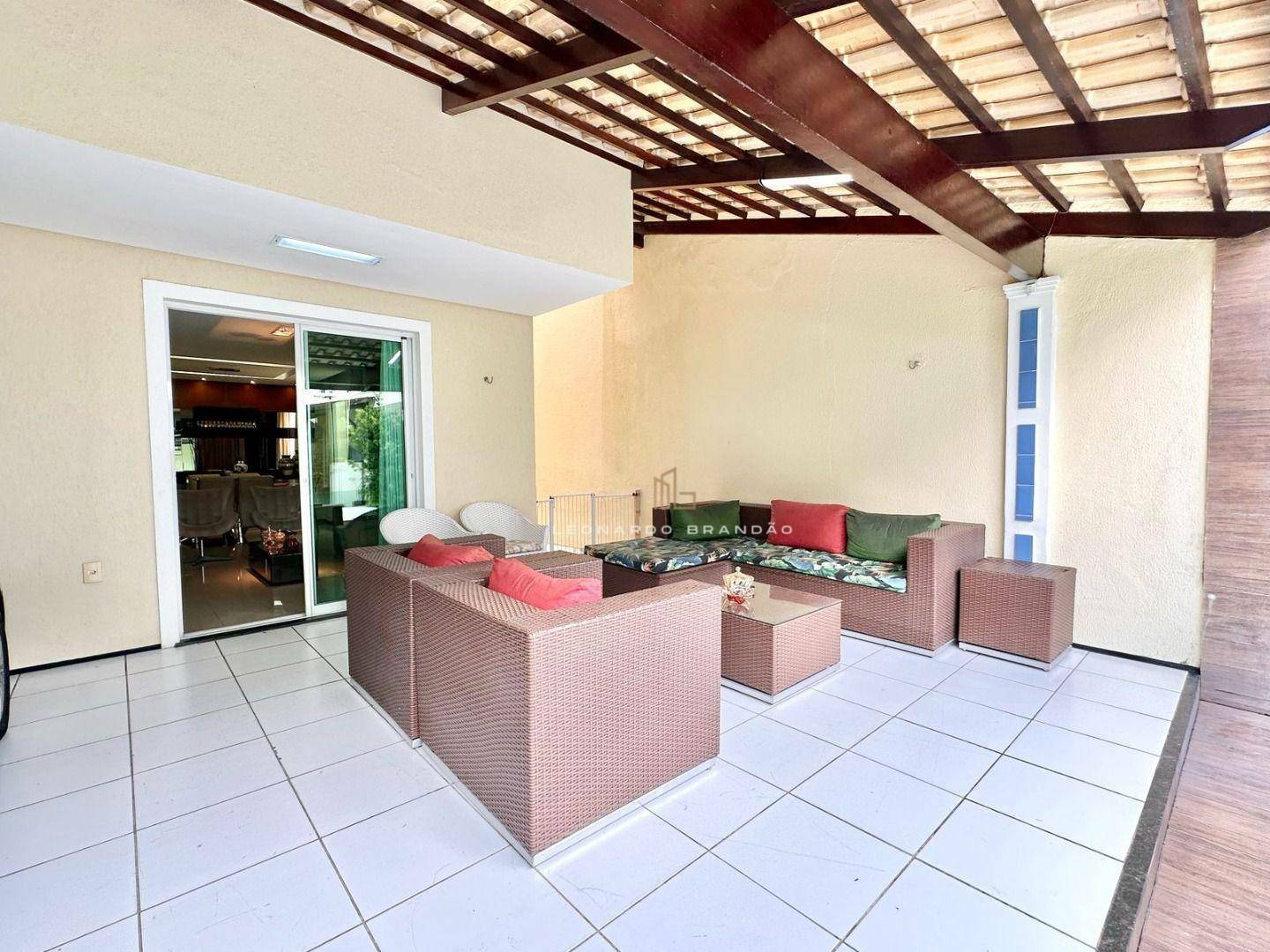 Casa à venda com 4 quartos, 240m² - Foto 9