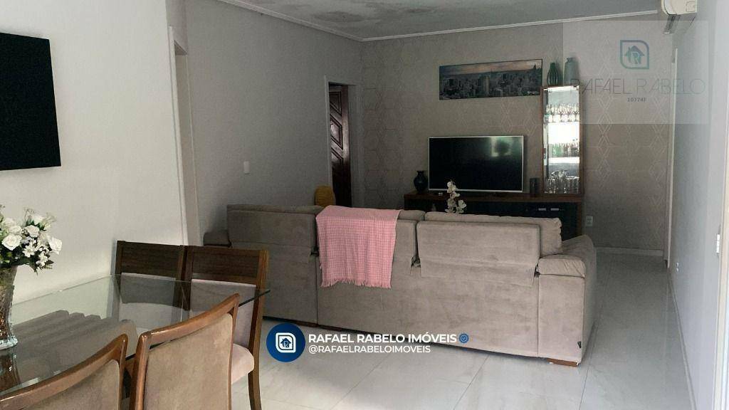 Casa à venda com 2 quartos, 220m² - Foto 1