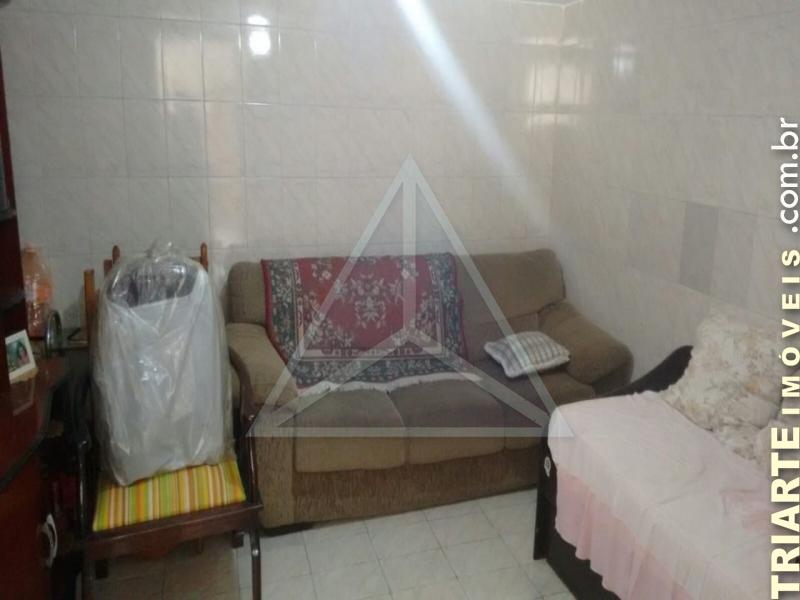 Casa à venda com 3 quartos, 200m² - Foto 2