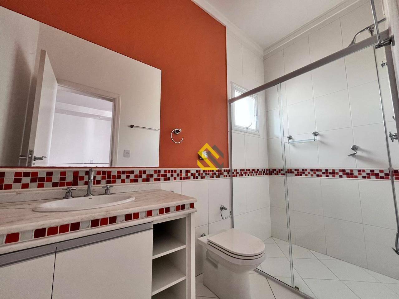 Casa de Condomínio para alugar com 4 quartos, 412m² - Foto 30