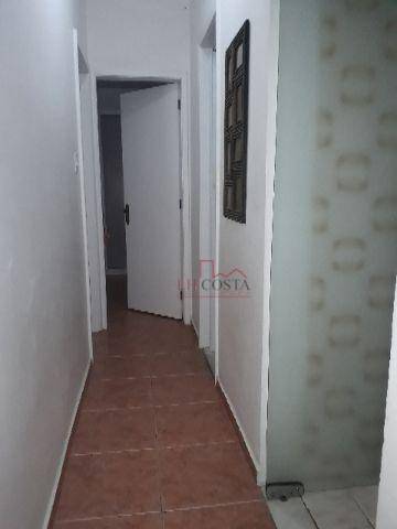 Apartamento à venda com 2 quartos, 61m² - Foto 4