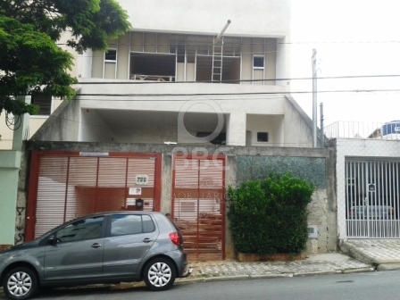 Sobrado à venda com 4 quartos, 729m² - Foto 1