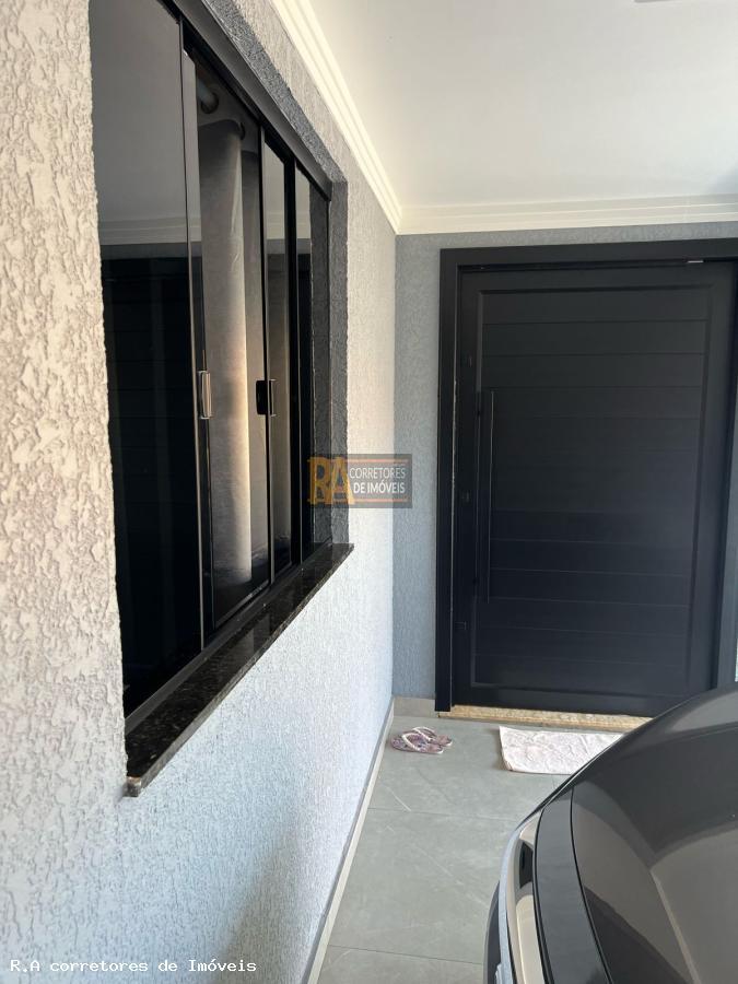 Casa à venda com 3 quartos, 190m² - Foto 18