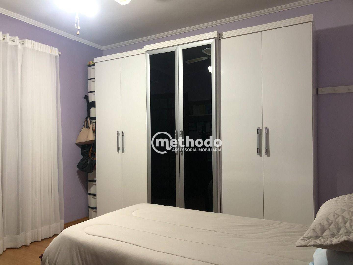 Casa à venda com 3 quartos, 259m² - Foto 28